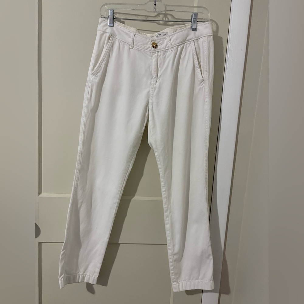 Women’s Abercrombie & Fitch White Straight Leg Cotton Pants